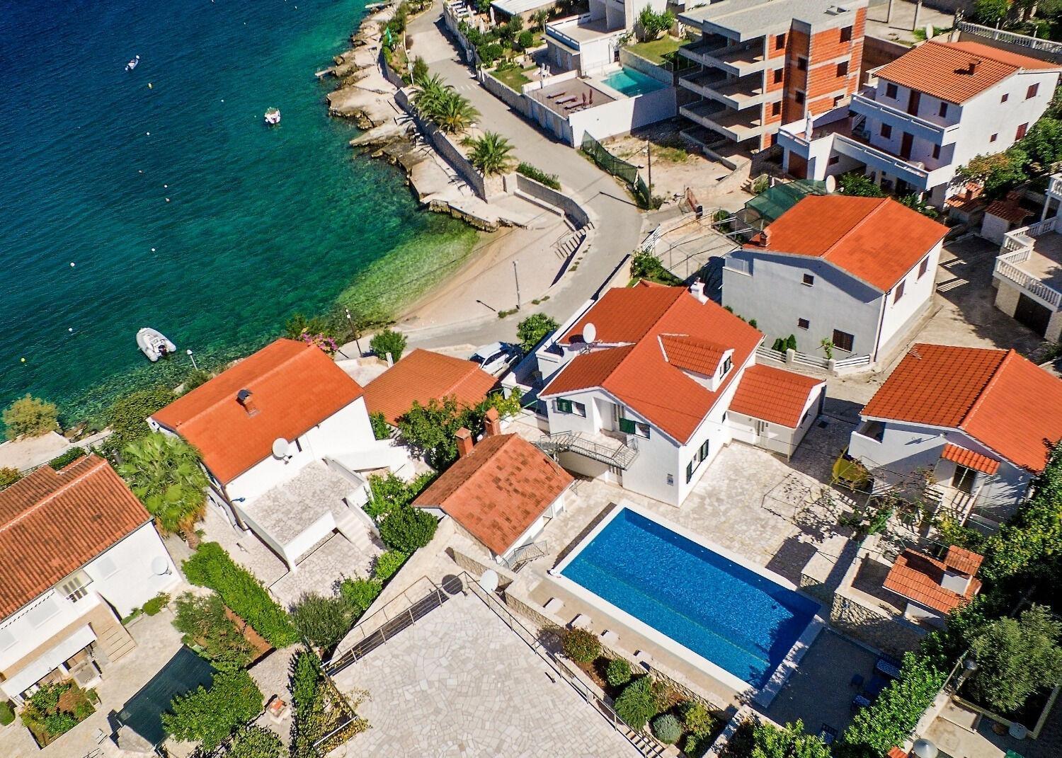 Apartments Bisernica-With Pool Ražanj 외부 사진