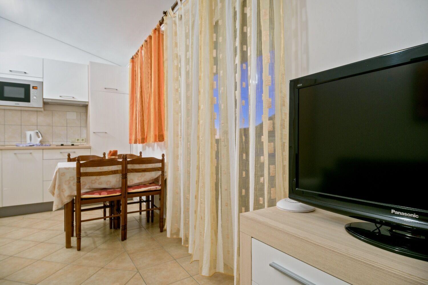 Apartments Bisernica-With Pool Ražanj 외부 사진